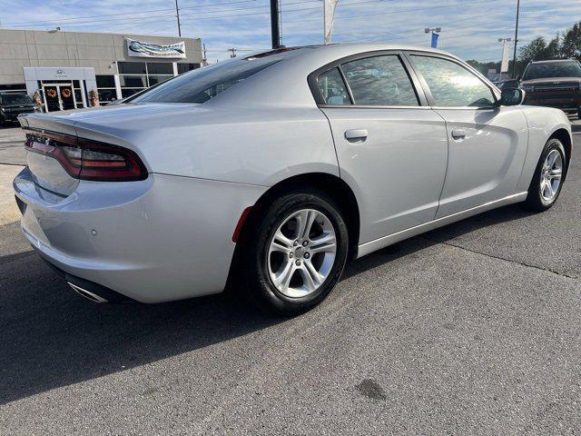2022 dodge charger sxt