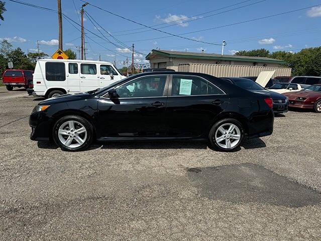 2012 toyota camry se
