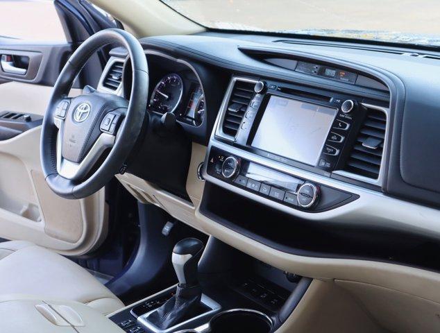 2016 toyota highlander xle