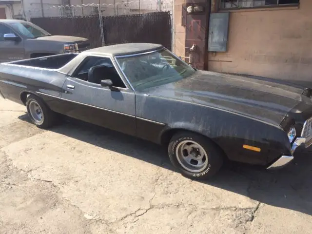 1972 ford ranchero 500. 3rd owner. 128,000 miles