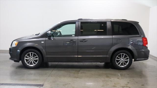2014 dodge grand caravan sxt