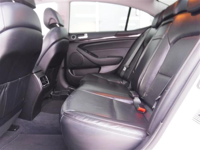 used 2014 kia cadenza limited bismarck, nd 58504 for sale in bismarck, north dakota