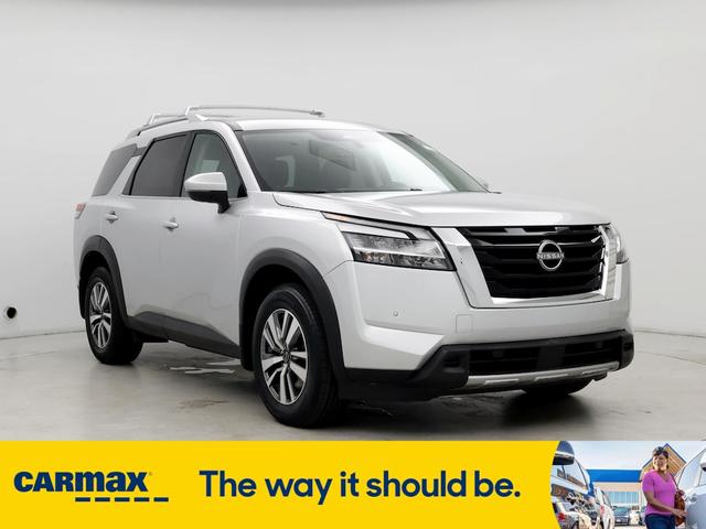 2023 nissan pathfinder sl
