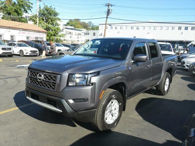 2024 nissan frontier sv