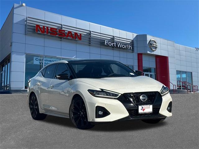 2022 nissan maxima sr