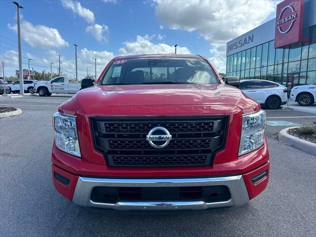 2022 nissan titan sv