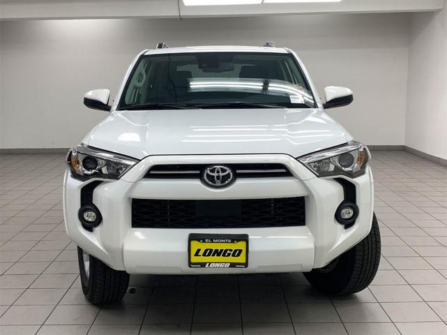 2024 toyota 4runner sr5 4wd