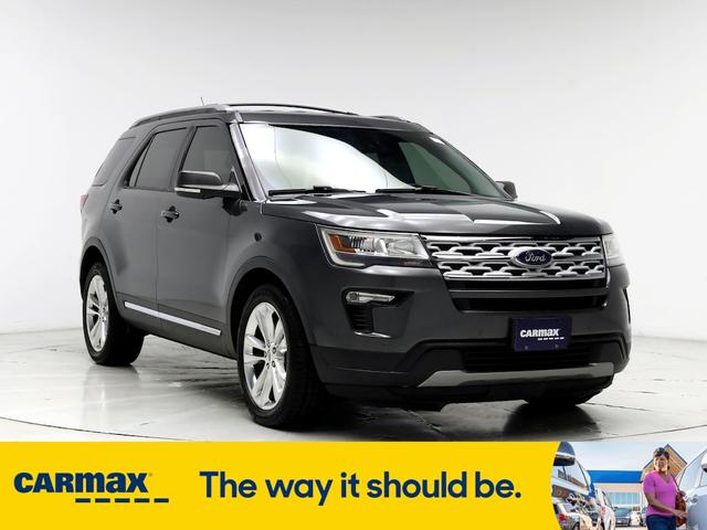 2019 ford explorer xlt