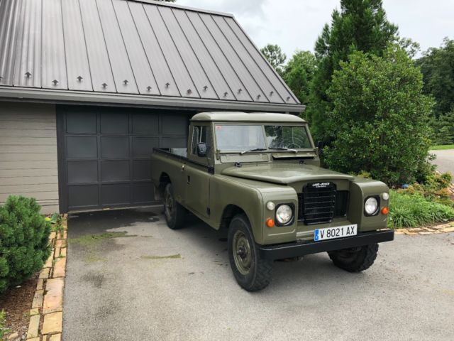 1982 land rover defender 109 pick-up