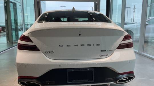 2025 Genesis G70