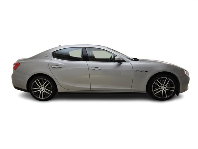 2017 maserati ghibli base