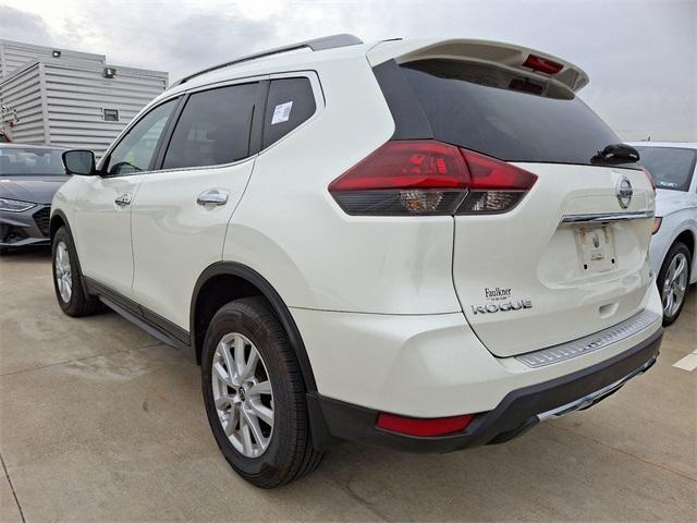2018 nissan rogue sv