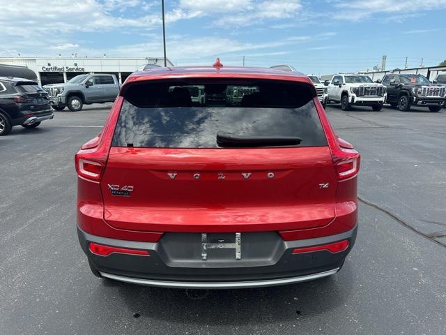 2022 volvo xc40 t4 momentum