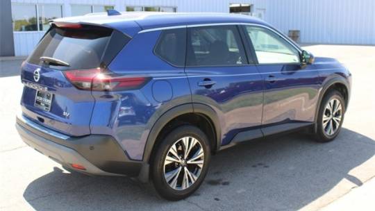 2021 nissan rogue sv