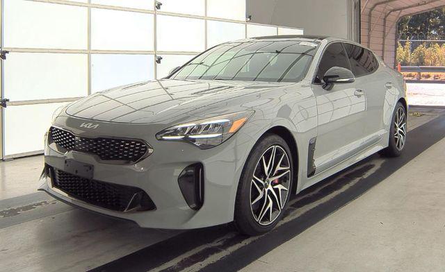 2023 kia stinger gt-line