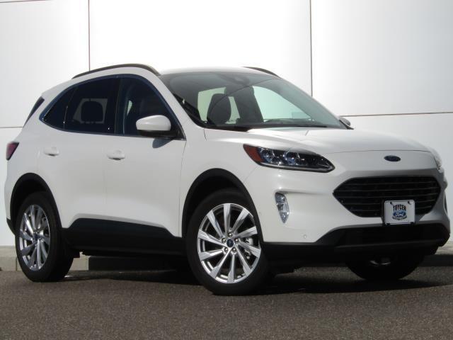 2022 ford escape titanium