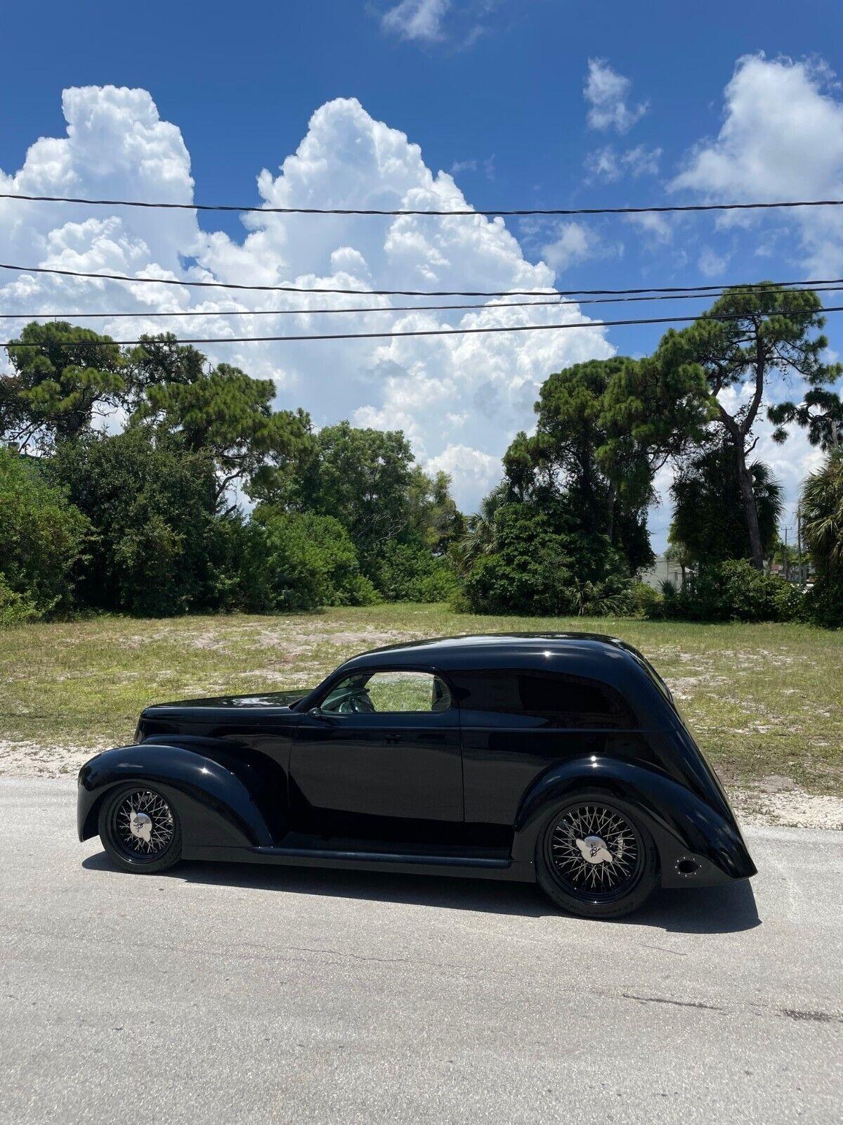 1940 ford gangster sedan coyote restomod fuel injected 100 miles