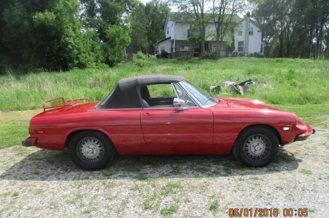 73 alfa spider 72k orig miles new paint runs/drives very good norust must b seen