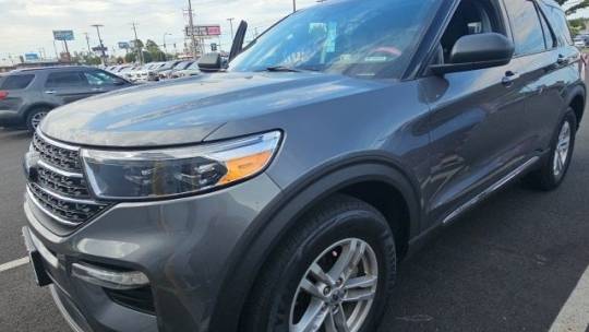 2021 ford explorer xlt