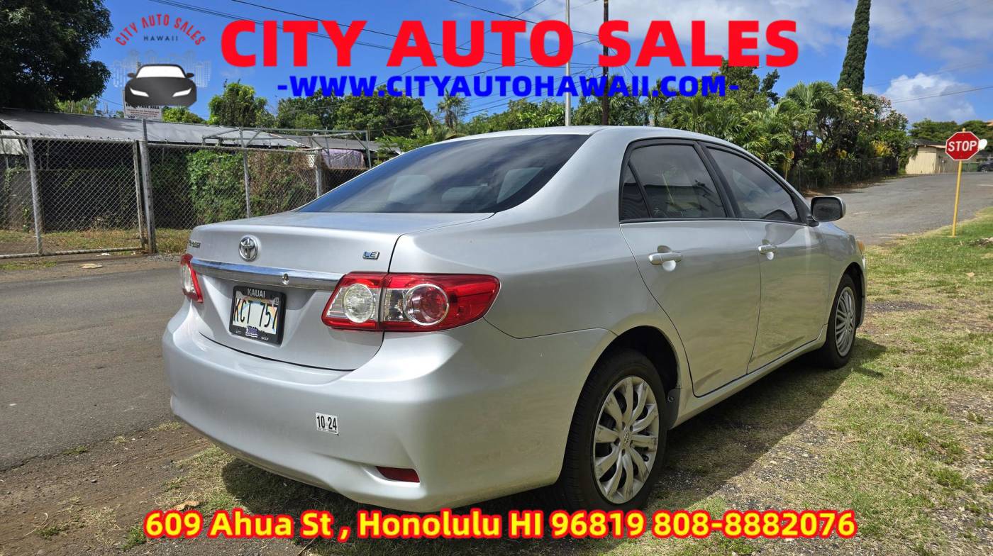 2012 toyota corolla le