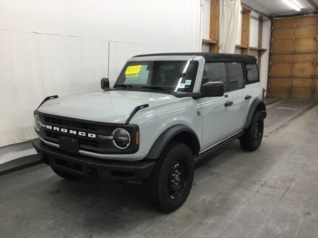 2021 ford bronco black diamond