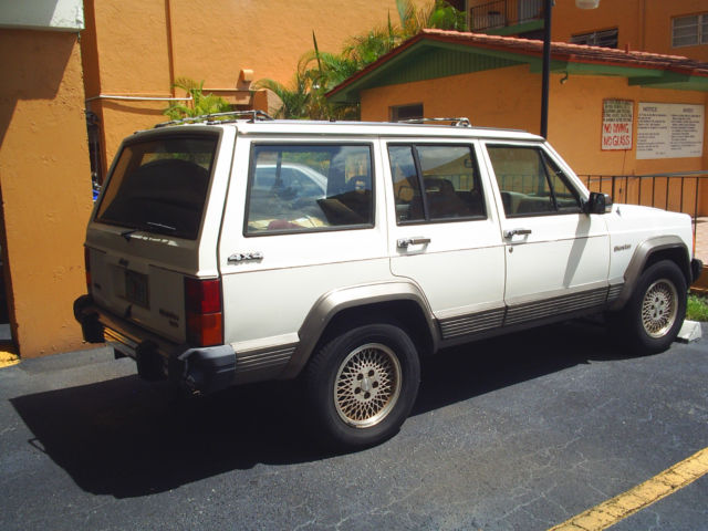 1987 jeep cherokee laredo