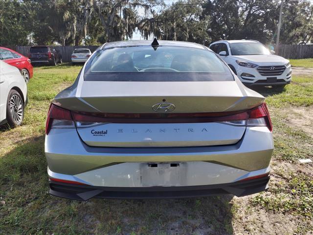 2022 hyundai elantra sel