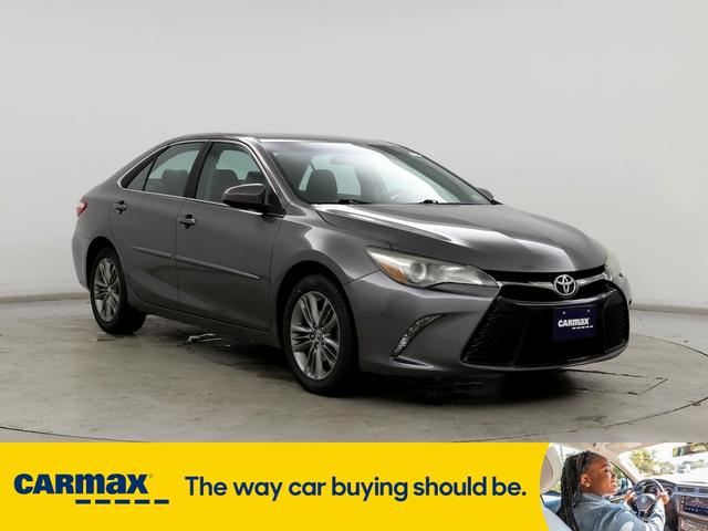 2016 toyota camry se