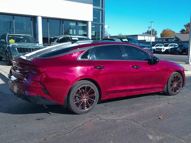 2021 kia k5 gt-line