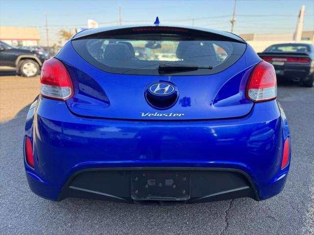 2013 hyundai veloster base