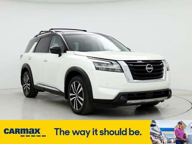 2023 nissan pathfinder platinum
