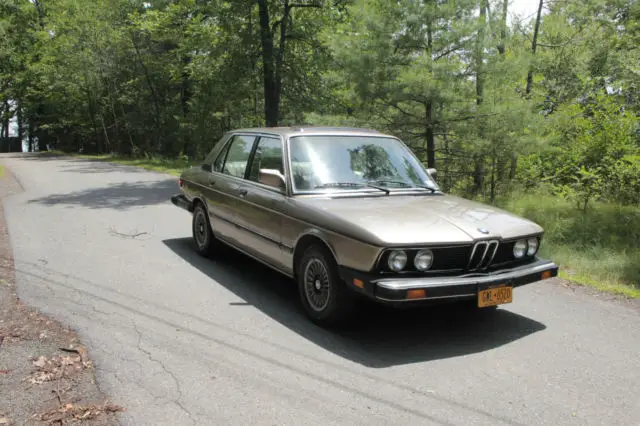 1979 bmw 528i (e12)