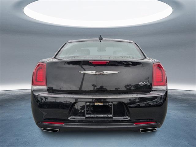 2020 chrysler 300 s