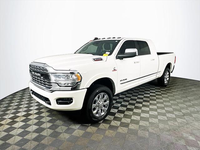 2020 ram 3500 limited mega cab 4x4 6'4' box