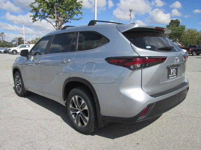 2024 toyota highlander xle