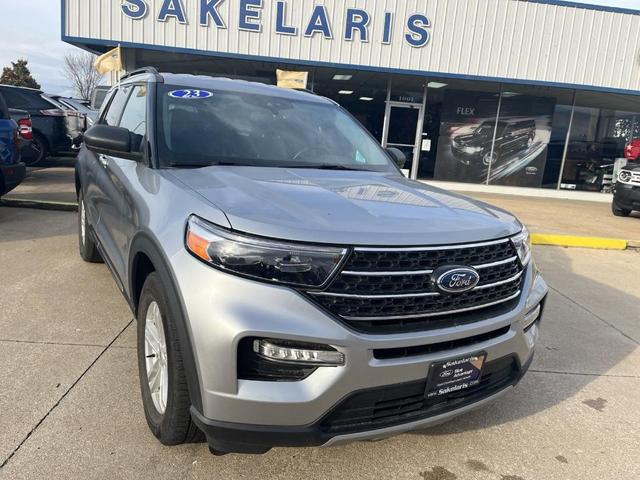 2023 ford explorer xlt