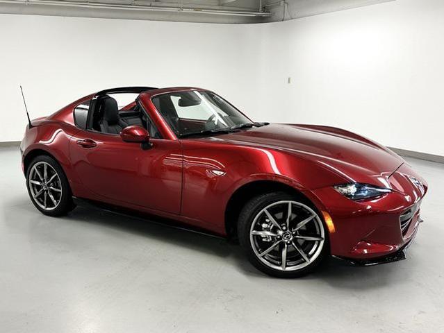 2023 mazda mx-5 miata rf grand touring
