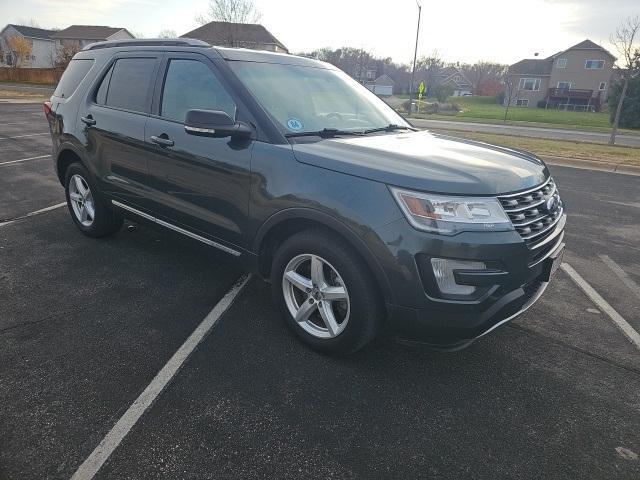 2016 ford explorer xlt