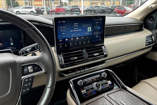 2022 lincoln navigator reserve