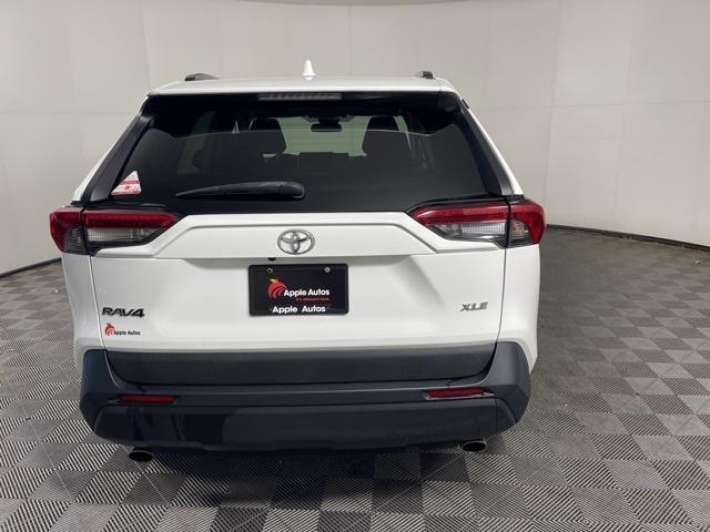 2019 toyota rav4 xle