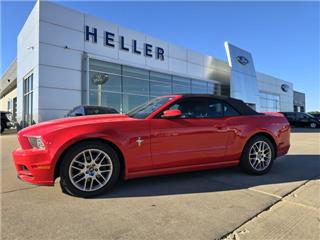 2014 Ford Mustang v6 premium