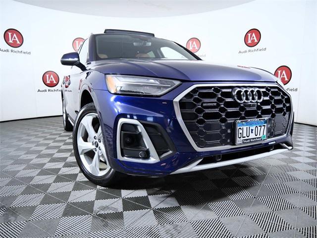 2022 audi q5 45 s line premium plus