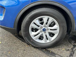 2022 Ford Escape s