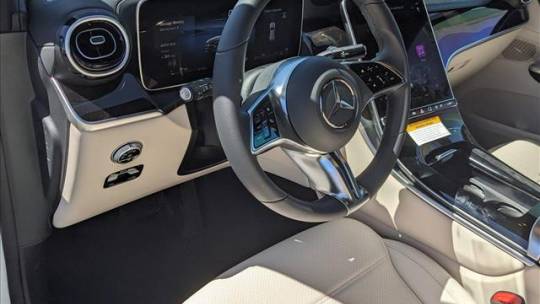 2025 Mercedes-Benz GLC