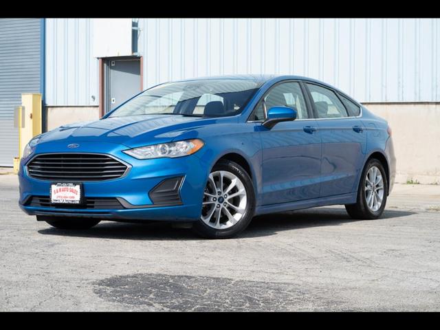 2020 ford fusion se