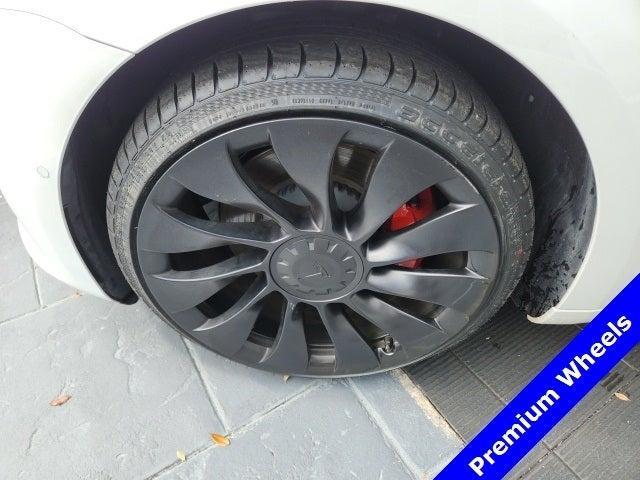 2022 tesla model 3 performance