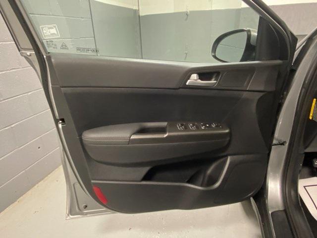 2021 kia sportage s