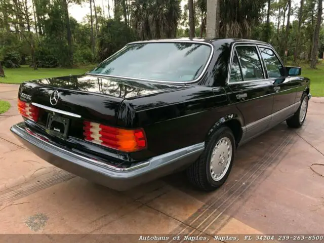 1990 mercedes-benz 300 se automatic 4-door sedan
