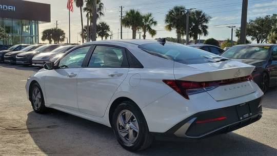 2024 Hyundai Elantra