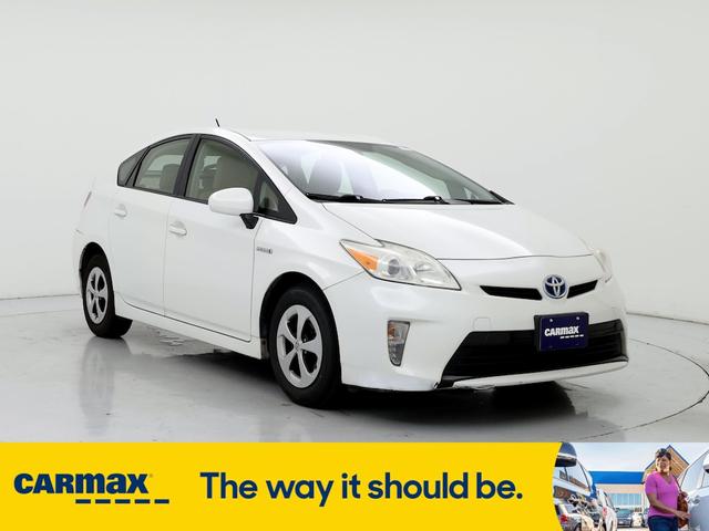 2013 toyota prius two